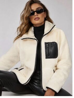 NWT Spanx Plush Full Zip Fleece Cream White W/ Faux Leather Black Accents Medium